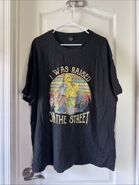 Sesame Street Black Tee with Colorful Vintage Character Graphic / G18